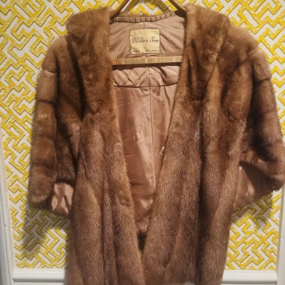 D'Elia & Son Mink Fur Stole Wrap Shawl with Pockets